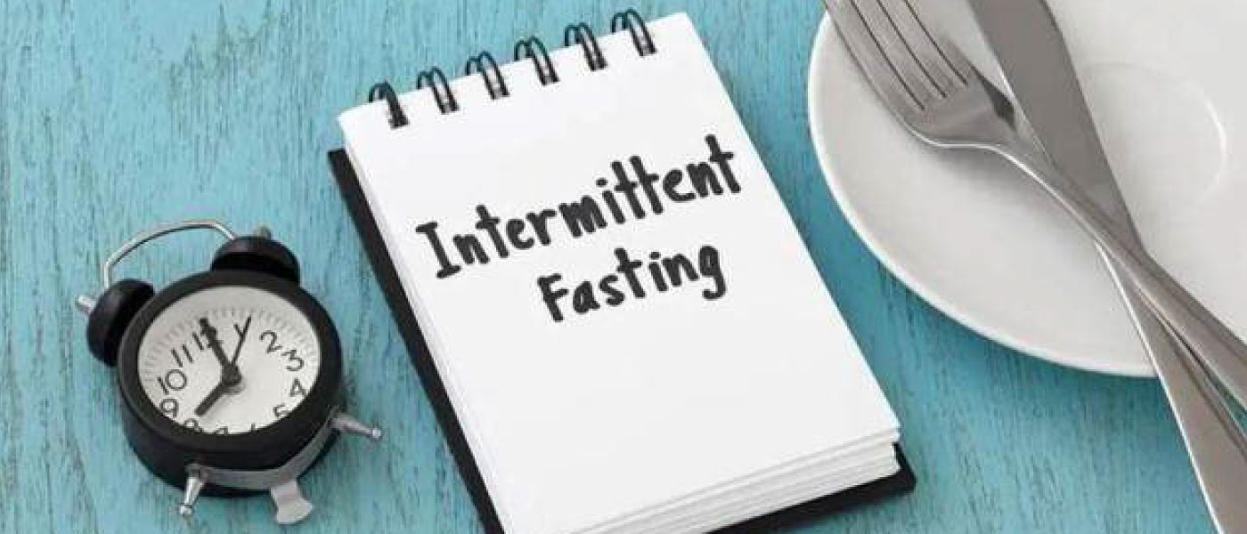 Does intermittent fasting (IF) affect fertility in women?